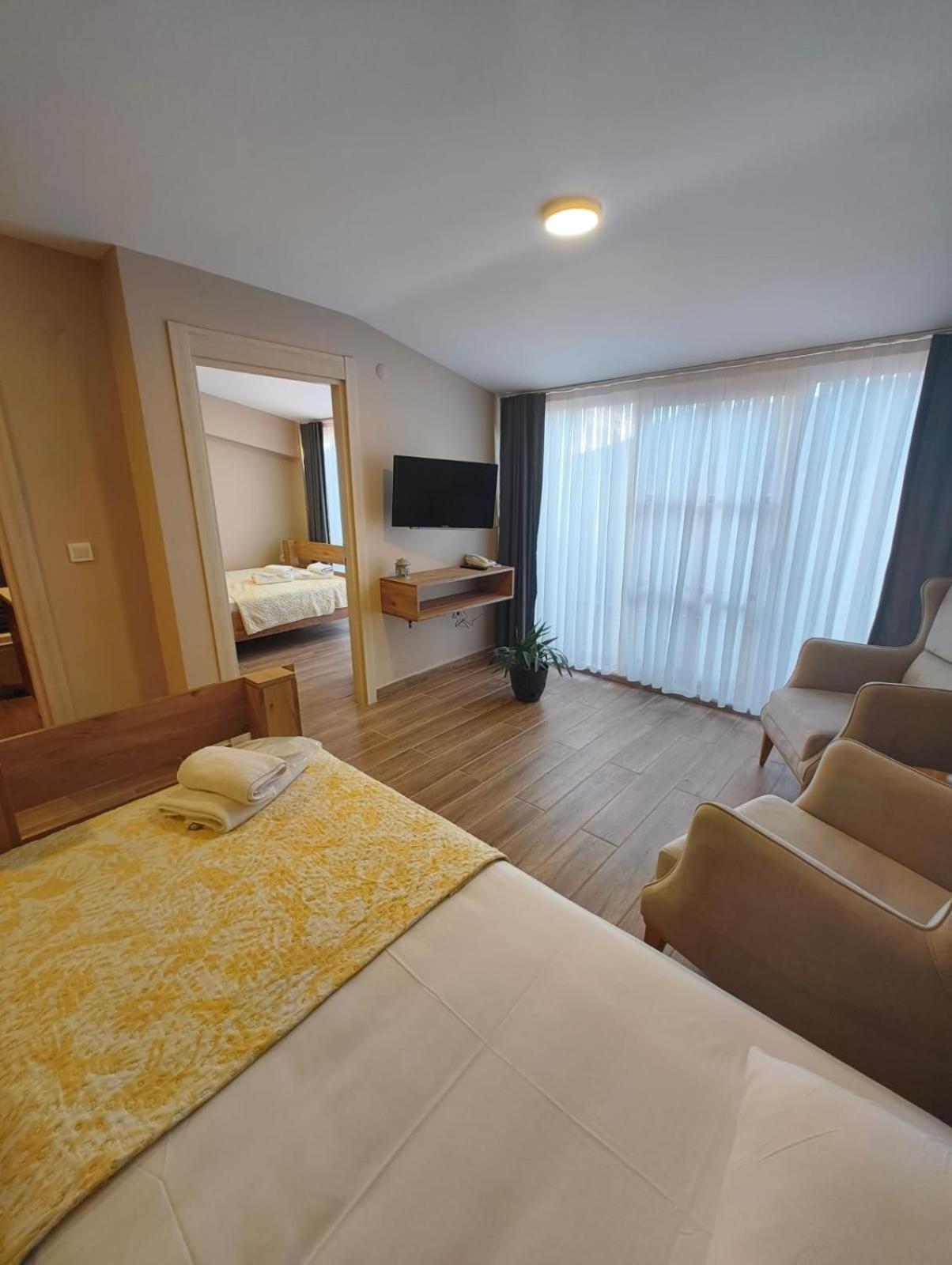Majestik Hotel Истанбул Екстериор снимка