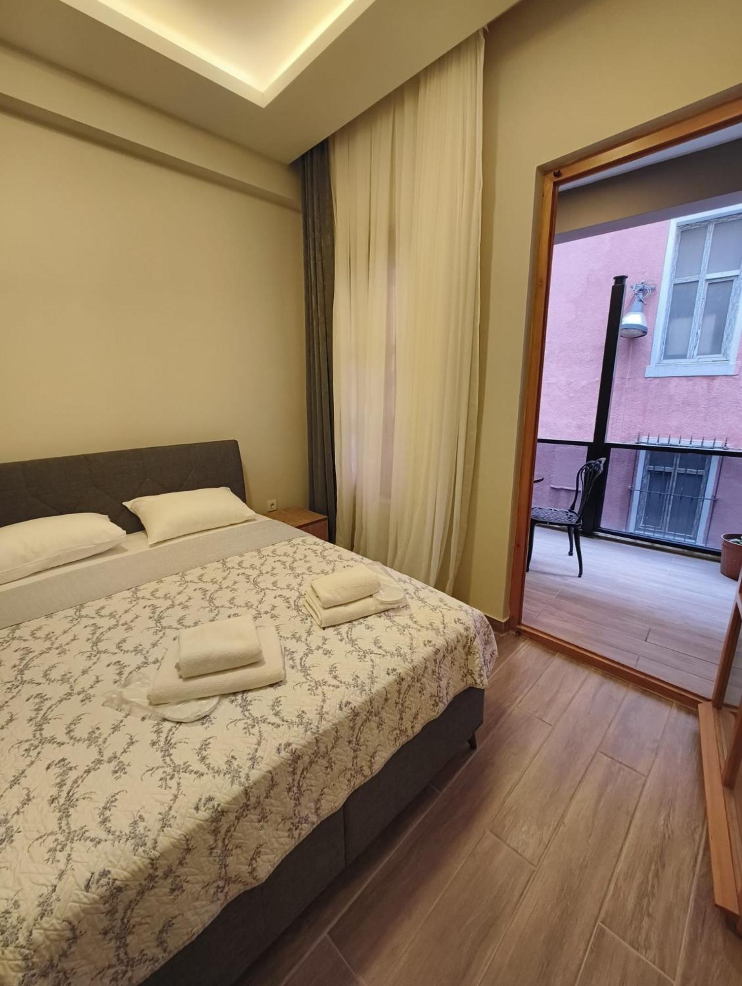 Majestik Hotel Истанбул Екстериор снимка